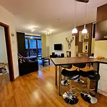아파트 Dream No.202 - Right In The Heart Of