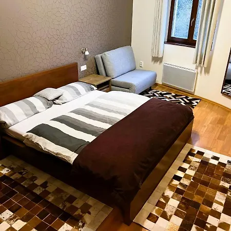 Dream No.202 - Right In The Heart Of *